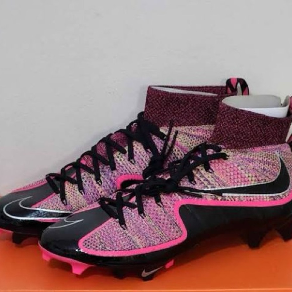 Nike Men's Vapor Edge 360 Untouchable Football Cleats Black Silver Pink Size 12